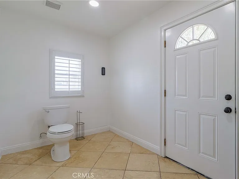 10249 Jurupa Rd — Photo 9
