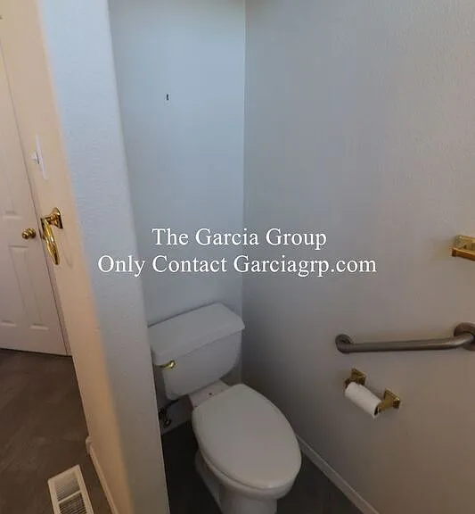 8955 SW Iowa Dr — Photo 43