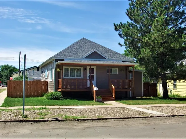 322 E Mann St, Glendive, MT 59330