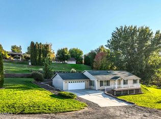 320 Westridge Rd, Selah, WA 98942