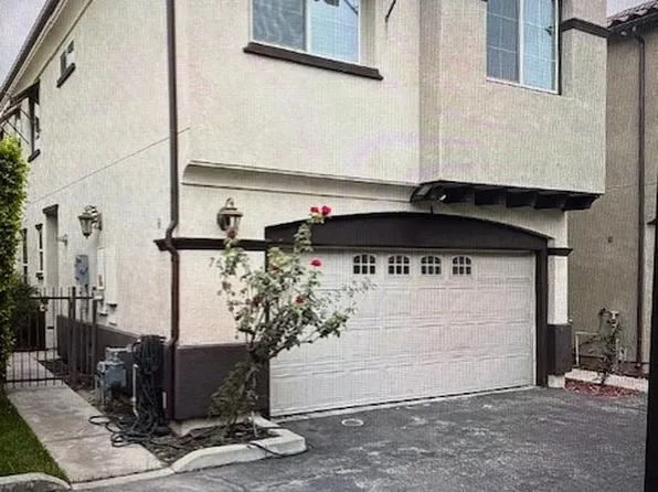 7601 N Justice Way, Van Nuys, CA 91405