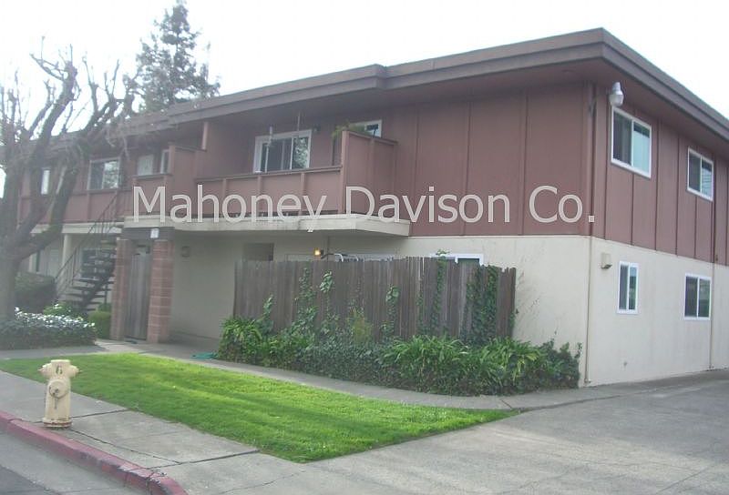 1st image of 16 Alma Ct APT 4A