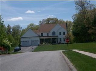 146 Clover Hill Rd, Northbridge, MA 01534