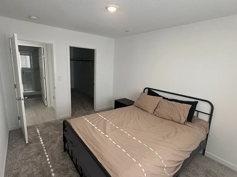 Sky Pointe Dr — Photo 4