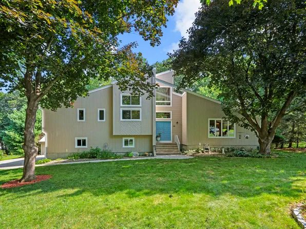 40 Cannon Drive, Hebron, CT 06231
