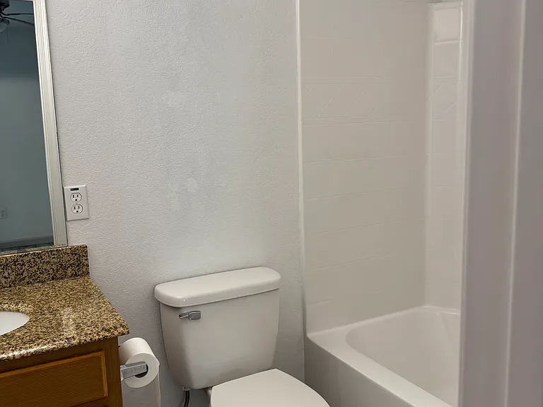 3393 Green Briar Cir #B — Photo 14