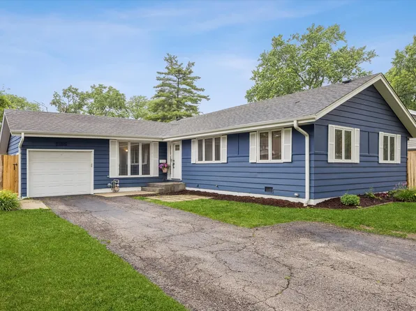 118 S Beverly St, Wheaton, IL 60187