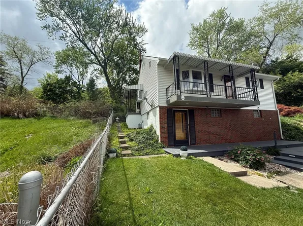 311 N 7th St, Steubenville, OH 43952