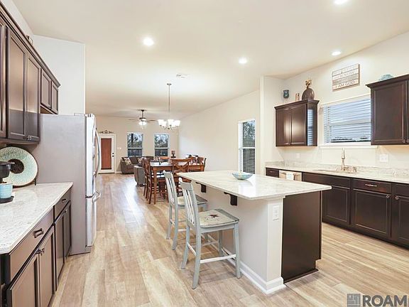 5th image of 41396 Cozy Way