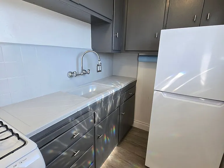 477 Bancroft Ave #1-19 — Photo 2