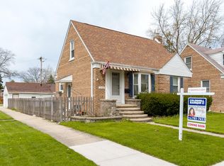 3246 Raymond Ave, Brookfield, IL 60513