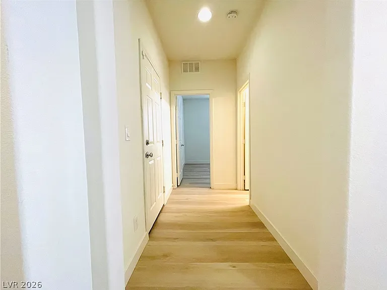9206 Valley Betica Ave — Photo 6