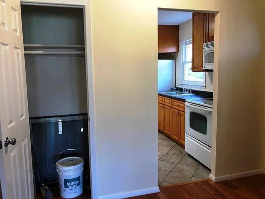 Rented by Prime Realty | media 30