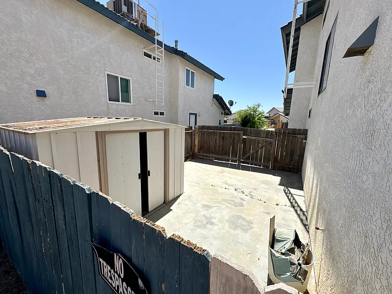 21235 Windsong St — Photo 30