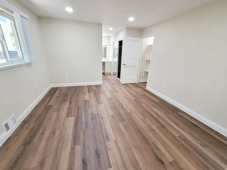 666 College Ave — Photo 5