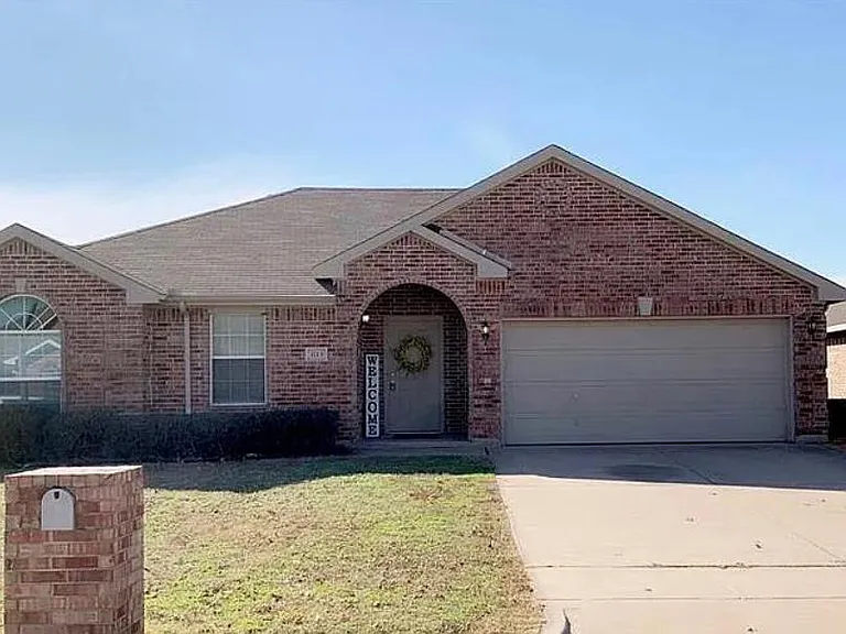 1713 Hope Town Dr — Photo 1