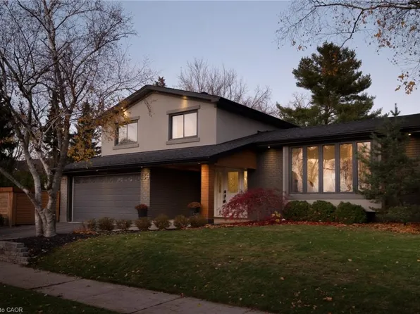 134 Fairwood Pl W, Burlington, ON L7T 4B6