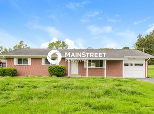 4428 Green Valley Dr, Arnold, MO 63010