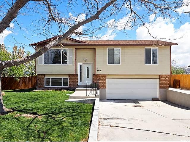 1st image of 8401 S McGinnis Ln
