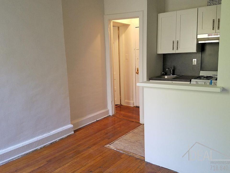 2nd image of 30 Columbia Pl APT A023