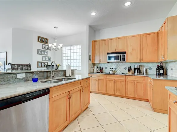 4169 Artesa Dr, Boynton Beach, FL 33436
