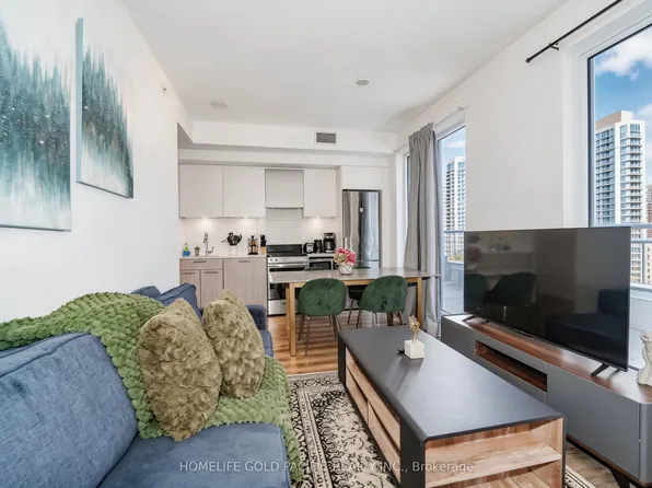 251 Jarvis St #925, Toronto, ON M5B 0C3