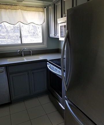 4th image of 337 N Carter St Unit 104