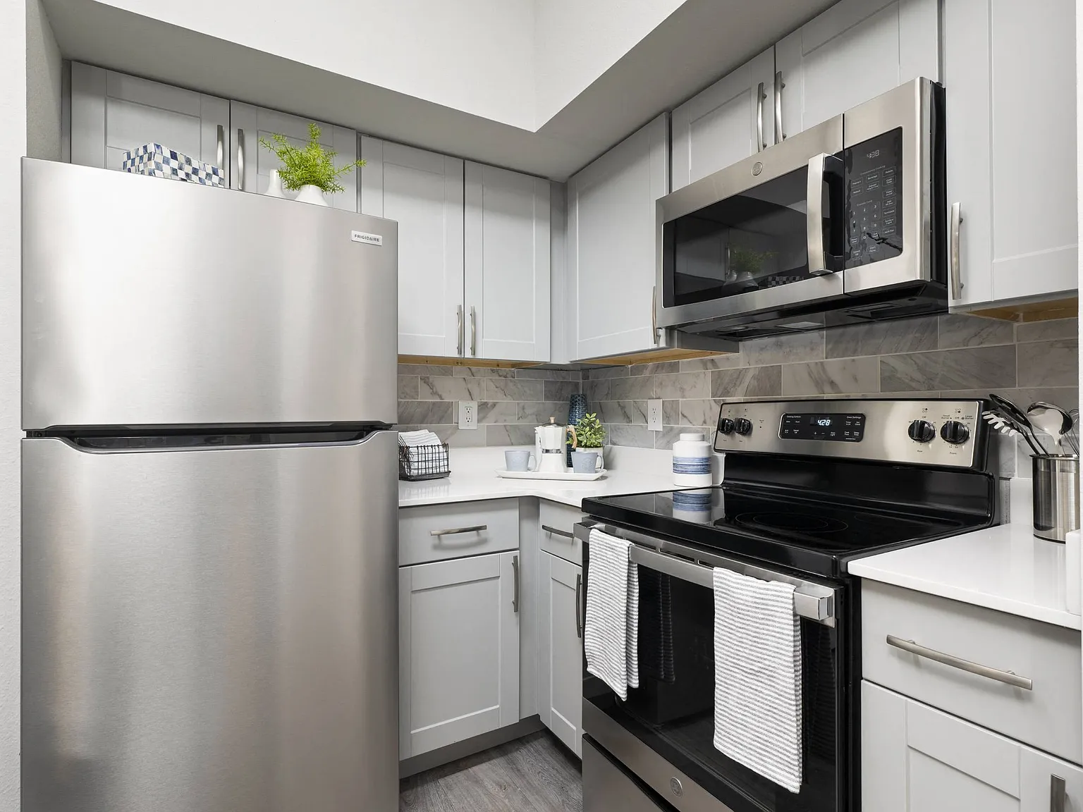 The Kensley Apartments — Photo 3