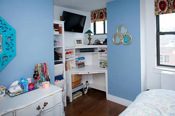 Rented by Town Residential | media 27
