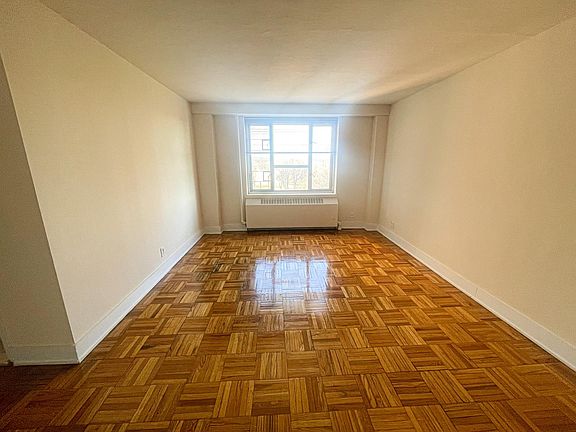 3rd image of 188-4 64th Ave