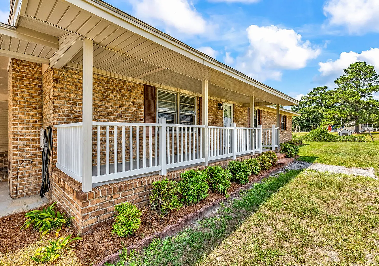 Charming Completely Remodeled Home in Aynor — Photo 4