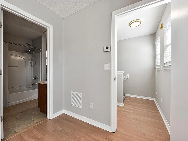 632 Briar Way Ln — Photo 10