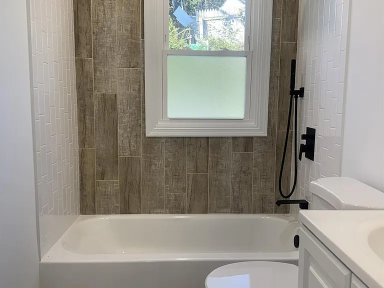 45 Abbott Dr — Photo 7