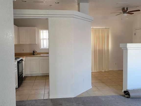 2nd image of 2299 Shorewood Dr Unit 102