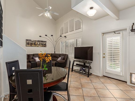 5th image of 2027 E UNIVERSITY Drive #140
