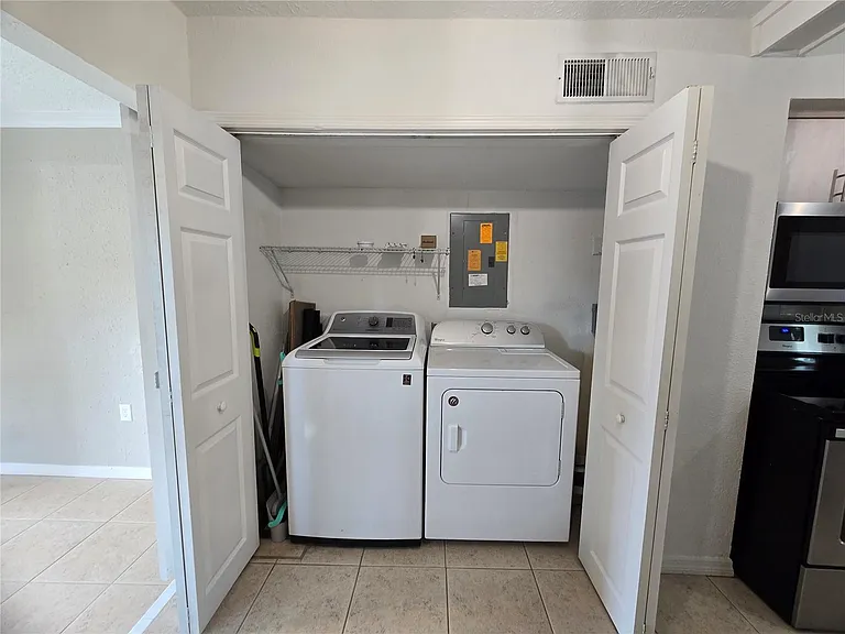 6001 Cedar St NE — Photo 15