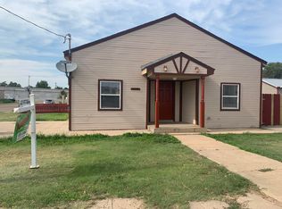 418 W 2nd St, Dumas, TX 79029