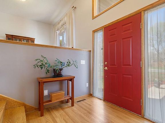4th image of 2488 Arlington Ave E