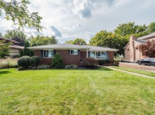 1835 Cedar Point Rd, Sandusky, OH 44870