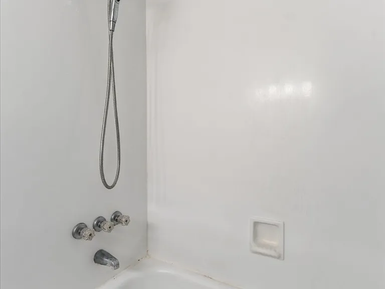 4233 La Sorrento Ct — Photo 15