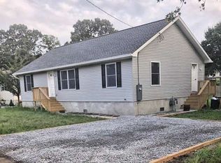 384 E Miami Ave, Villas, NJ 08251