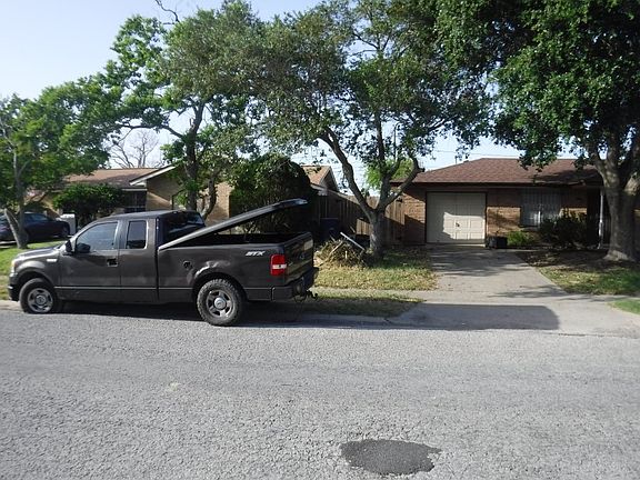 3rd image of 6206 Birchwood Dr