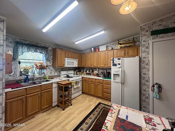 4th image of 7957 Lakeland Rd