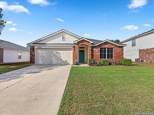 15835 Borwick Ln