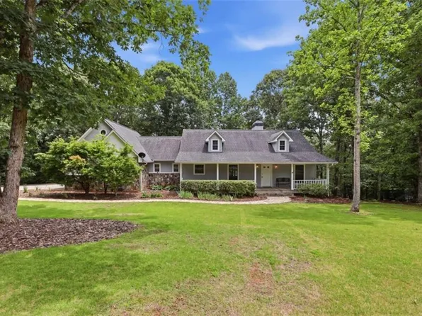 140 Tall Oaks Dr, Alto, GA 30510