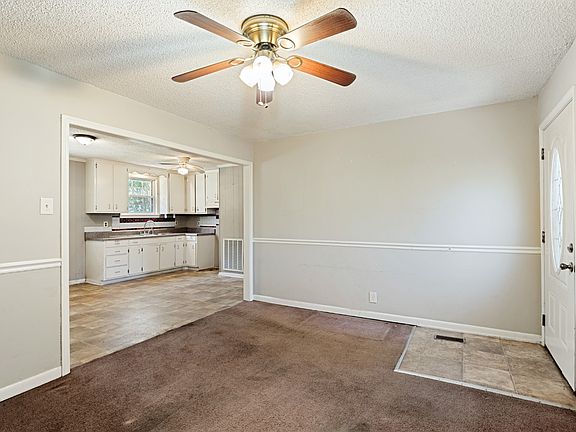 5th image of 265 Freeman Dr