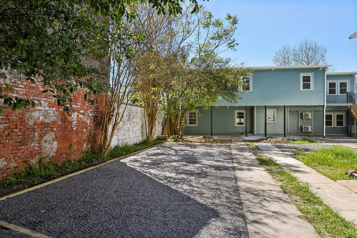 Building Photo - 720 Spain St #2B