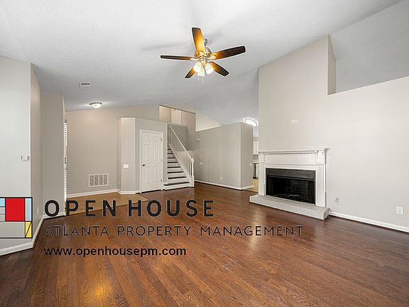 3rd image of 2070 Bankston Cir