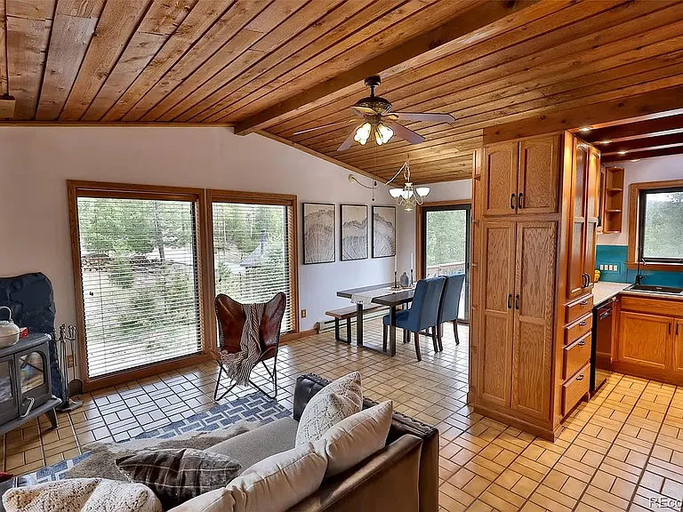 27888 Pine Grove Trl — Photo 13