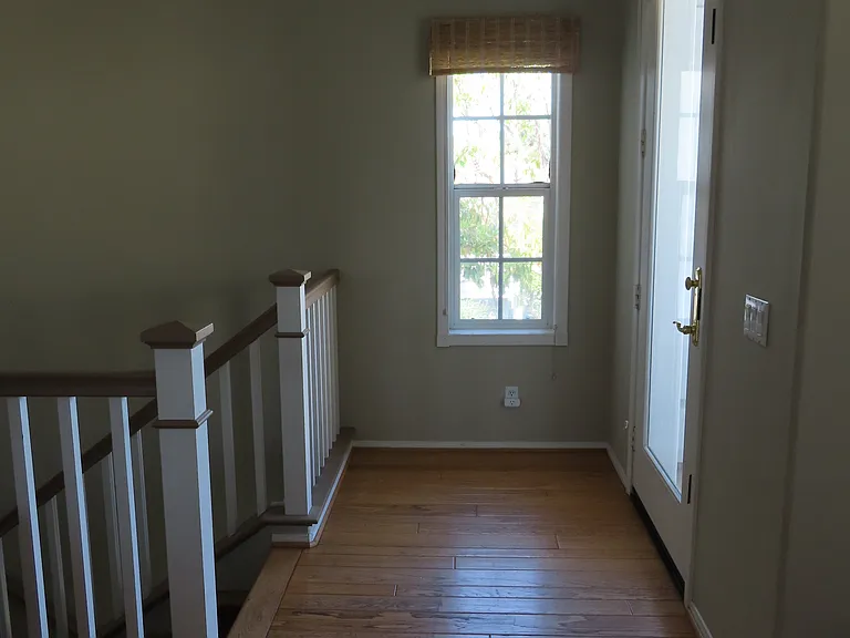 33 Strawflower St — Photo 5